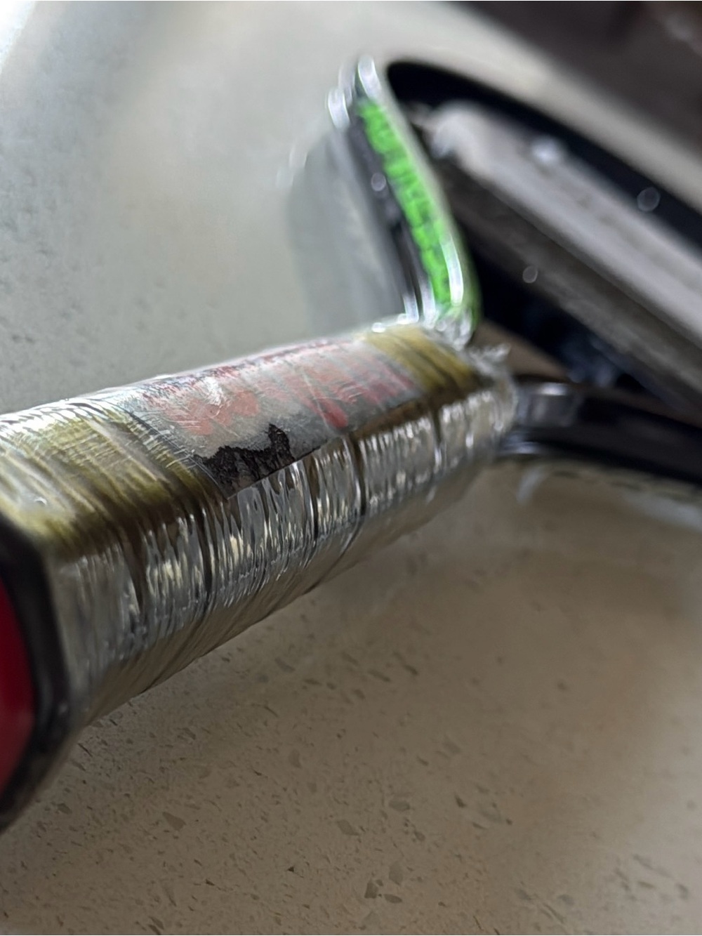 Tennis Racket Image - Picture 5 of 7